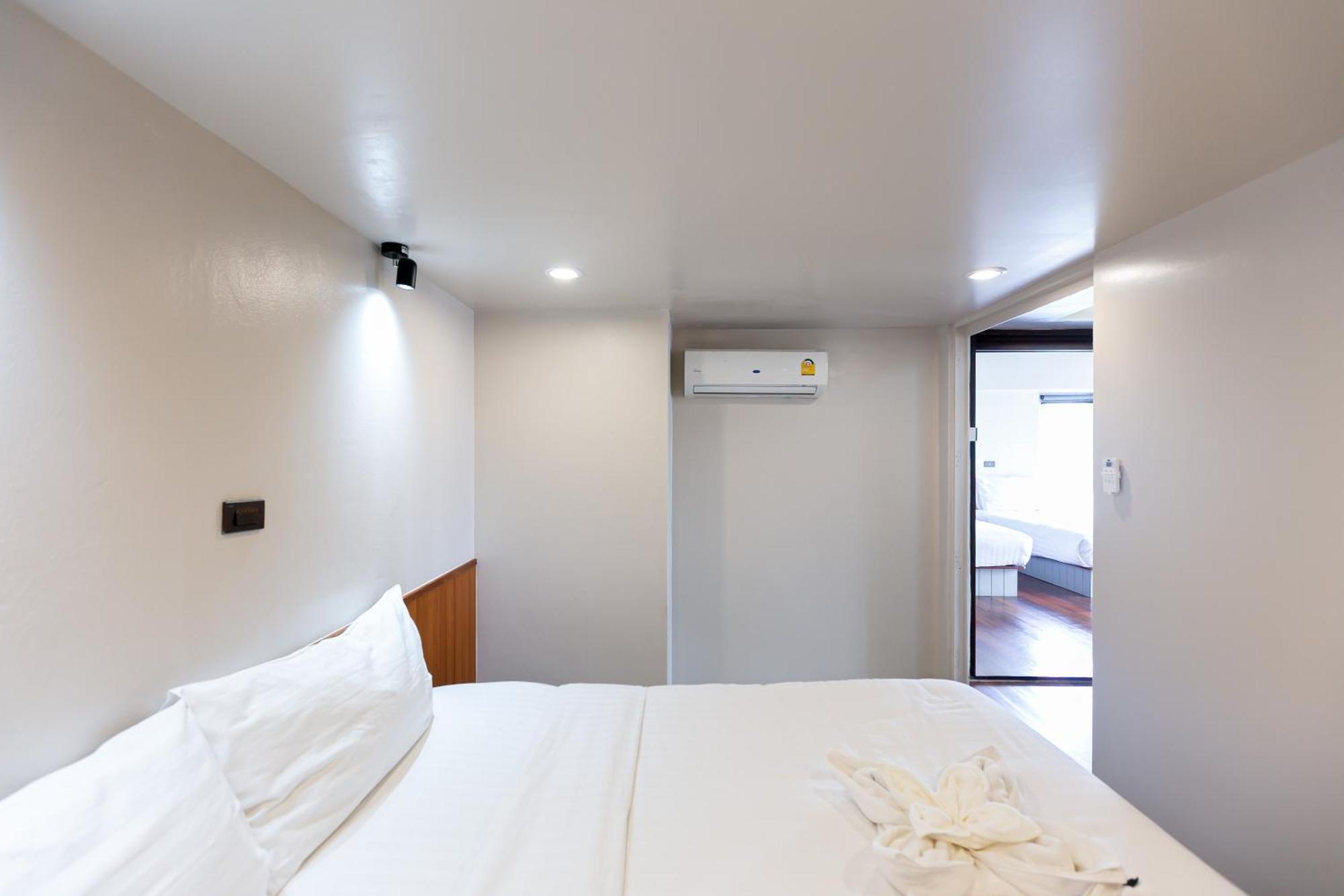 A Room Bangkok Sathorn Banguecoque Exterior foto
